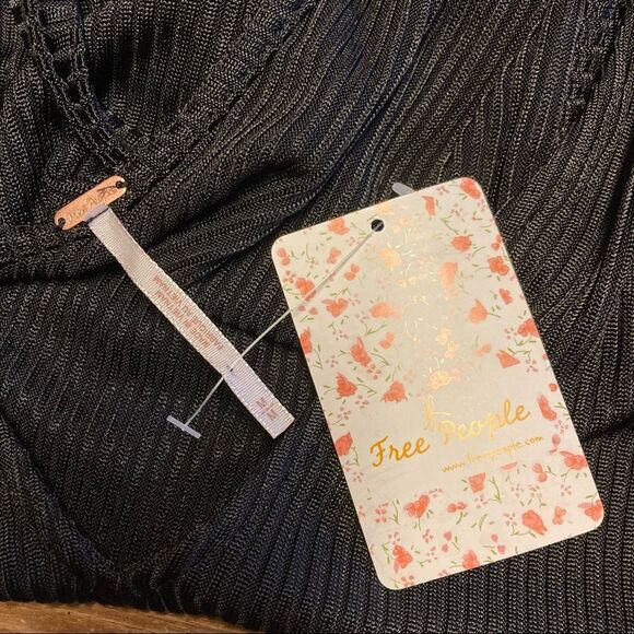 Free People Black No Excuses Draping Crop Top Tank Medium New NWT Tie Back - Picture 7 of 9